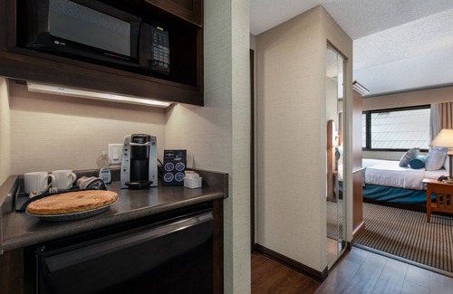 Whistler Village Hotel | Blackcomb Lodge