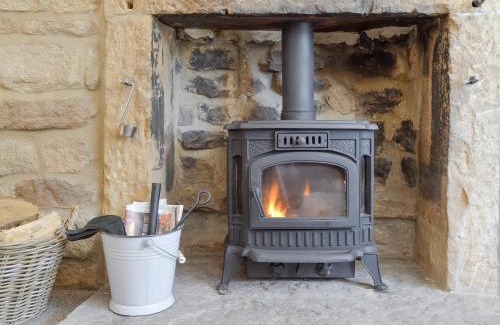 Beeley House | Blackcurrant Cottage At Stanton Ford Farm