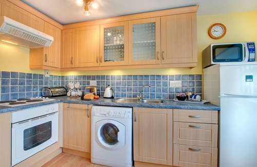 Bamburgh Apartment | Blacketts Apartment - Two Bedroom Apartment, Sleeps 4