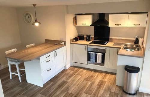 Brimpsfield House | Blacklaines Annexe Birdlip - Pet friendly!
