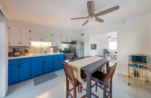 St. Francis Cabrini Apartment | Blacklidge A (Deepak & Jackie)