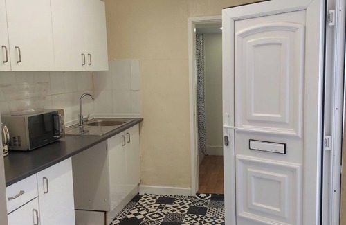 South Shore Apartment | Blackpool 1- Bed Apt, Sleeps 3, Pet Friendly