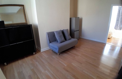 South Shore Apartment | Blackpool 1- Bed Apt, Sleeps 3, Pet Friendly