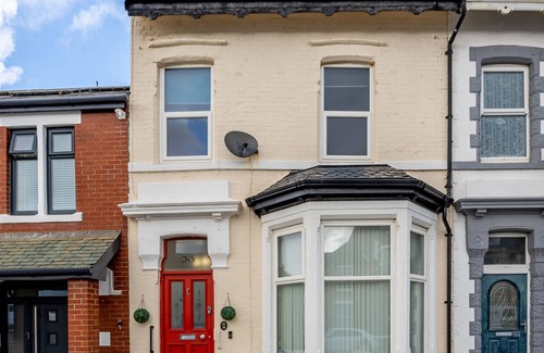 South Shore House | Blackpool Abode The Cinema House