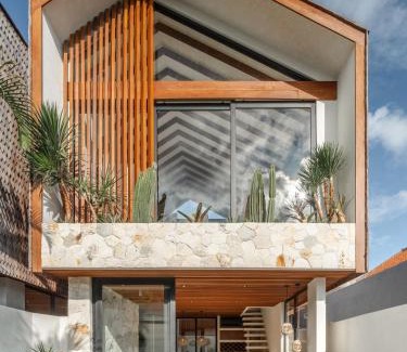 Batu Bolong Villa | Blacksand Villas Echo Beach Canggu A4
