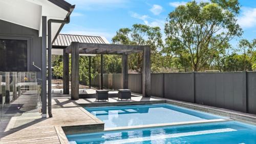 Willow Vale House | Blackwood Manor