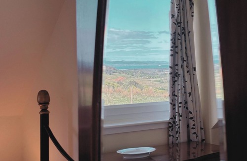 Gigha Cottage | Blaeberry Cottage - sleeps 5 guests in 3 bedrooms