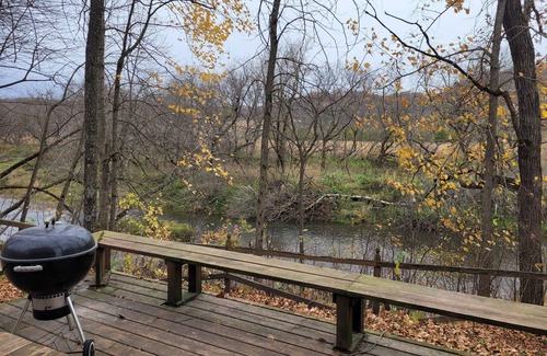 Viroqua Apartment | Blakley Hobbit Small Cabin
