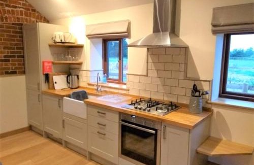New Forest District House | Blashford Manor Holiday Cottage - The Dartmoor Cottage