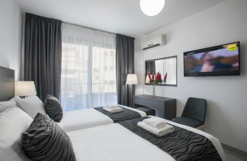 Larnaca City Centre Apartment | Blazer Residence