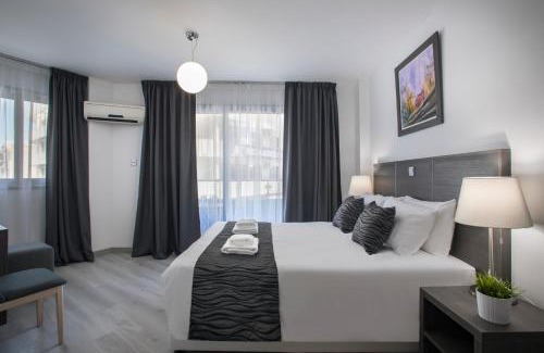 Larnaca City Centre Apartment | Blazer Residence