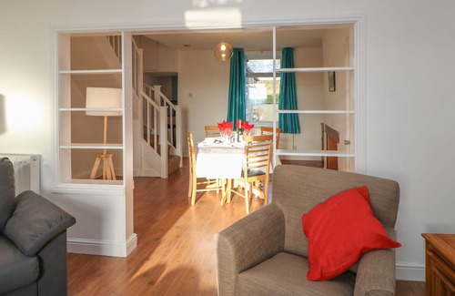 North Bitchburn Cottage | BLEAT HOUSE, pet friendly, with a garden in Cockfield, Yorkshire