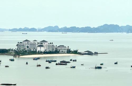 Bai Chay Apartment | Blessedly Apartment - Citadines Halong Duplex 2-bedroom