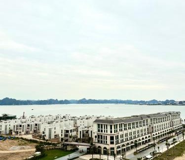 Bai Chay Apartment | Blessedly Apartment - Citadines Halong Duplex 2-bedroom