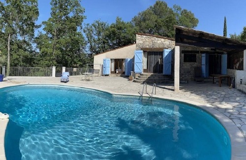 Seillans Villa | Bleu Azur villa, close to Esterel beaches, Cannes and Nice, and the pre-Alps.