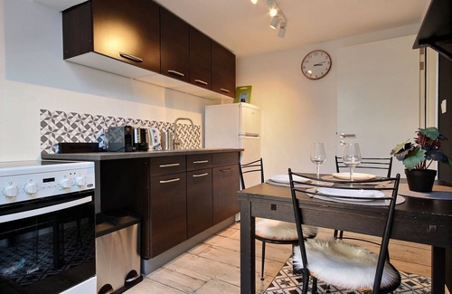 Saint-Laurent Apartment | Blink 7 - 2 bedrooms