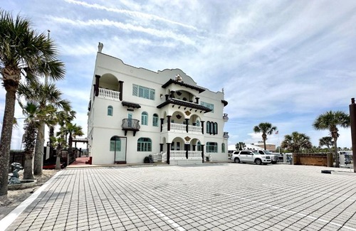 Boys Works Hotel | Bliss By The Sea