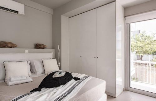 Vouliagmeni Apartment | Bliss Living