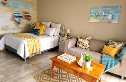 Wavecrest Apartment | Bliss on JBay - Blissful