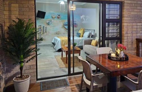 Wavecrest Apartment | Bliss on JBay - Blissful