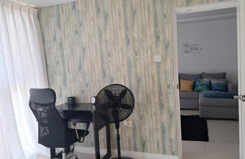 Portmore Apartment | Bliss right on the beach Apt 1002