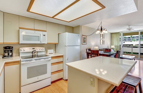 Kihei Condo | Blissful 1 Bedroom w/lanai, WiFi, and Cable-#H206