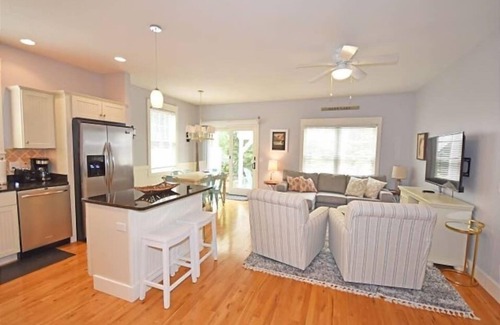 Glen Arbor Condo | Blissful Bear Summary