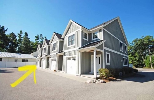 Glen Arbor Condo | Blissful Bear Summary