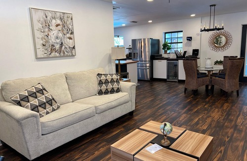 Pine Hills House | Blissful escape nDelightful 3-bedroom house, warm water swimming pool in Orlando