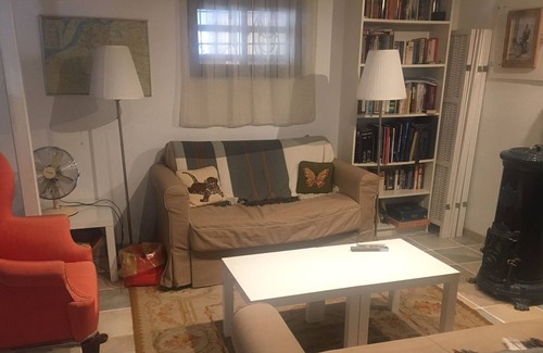 Villeneuve-les-Avignon Cottage | Blissful Cottage in Heart of Provence