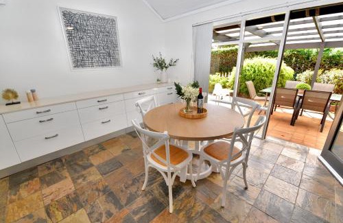 Silver Sands House | Blissful Silver Sands Retreat - Aldinga Beach - C21 SouthCoast Holidays
