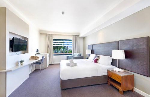 Darwin City Centre Apartment | Blissful Waterfront King Studio Steps to Esplanade