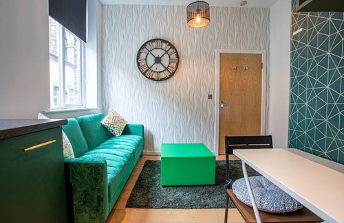 Halifax Apartment | Blissfully Peaceful 1 Bed Flat In Crown Street