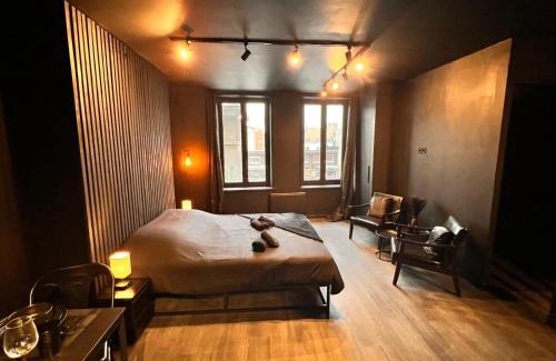Boulogne-Centre Apartment | BLK Room Cinema