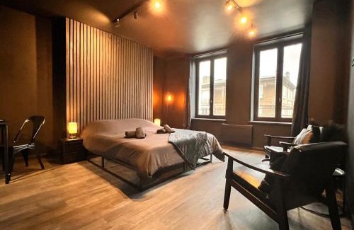 Boulogne-Centre Apartment | BLK Room Cinema