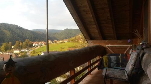 Oppenau Apartment | Blockhaus-Ferienwohnung