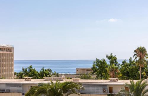 Carihuela Apartment | Blonzu Camboya