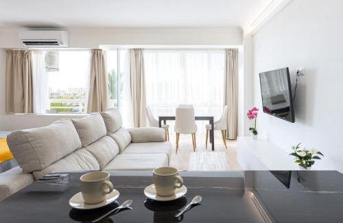 Carihuela Apartment | Blonzu Camboya