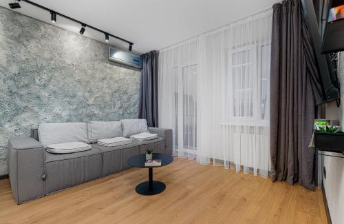 Odessa City Center Apartment | Bloody Lisa Design Apartment
