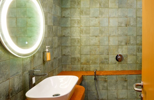 Bandra West Hotel | Bloom Boutique - Bandra