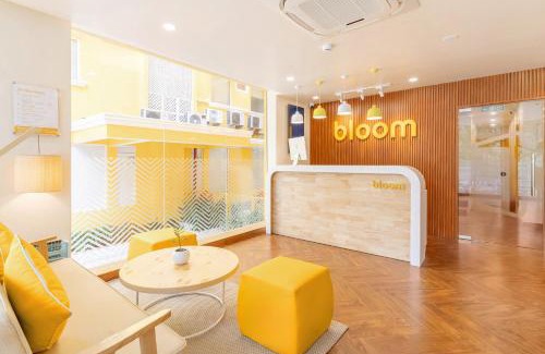 Chittaranjan Hotel | Bloom Hotel - CR Park