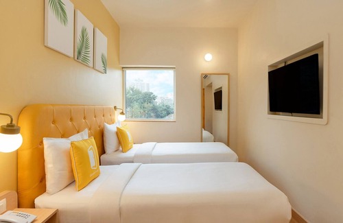 Nanakram Guda Hotel | Bloom Hotel Financial District