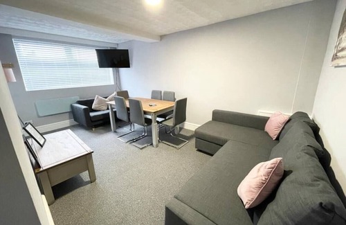 Blackpool Apartment | Bloomfield Apartment 4 (Rear of Building)