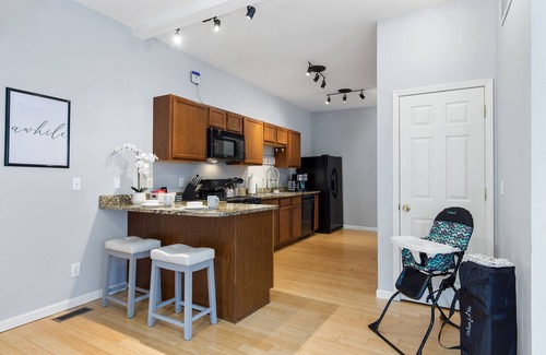 St. Louis House | Blooming Memories | JZ Vacation Rentals