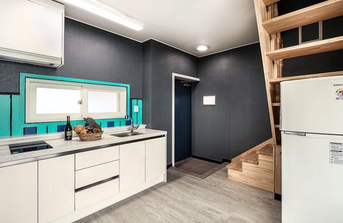 Dolsan-eup Hotel | Blooming Pension