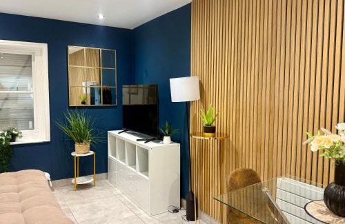 Brighton City Centre House | Bloomsaway Seafront SixBedroom BN14BSMa