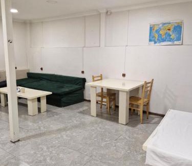Chugureti Hostel | BLOSSOM Hostel