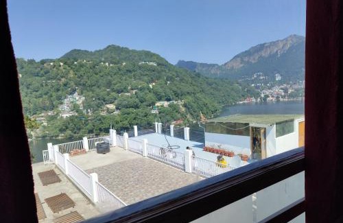Nainital Bed & Breakfast | Blossom Inn