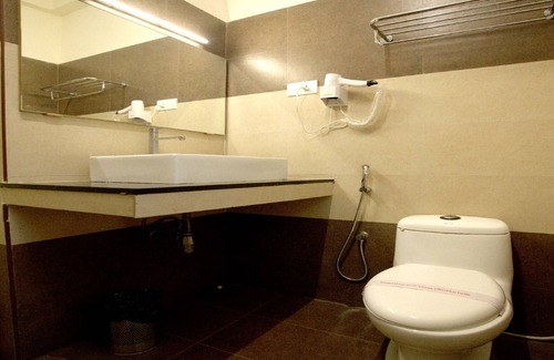T Nagar Hotel | Blossoms Hotel and Service Apartment