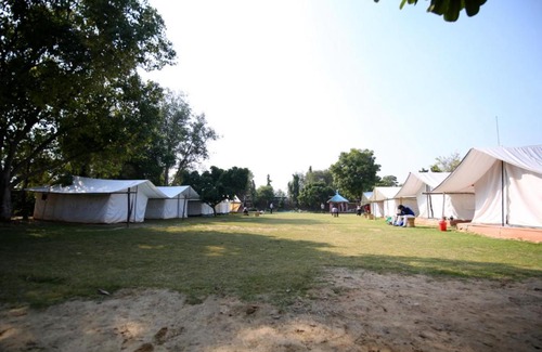 Gurugram Resort | Blowsom Farms